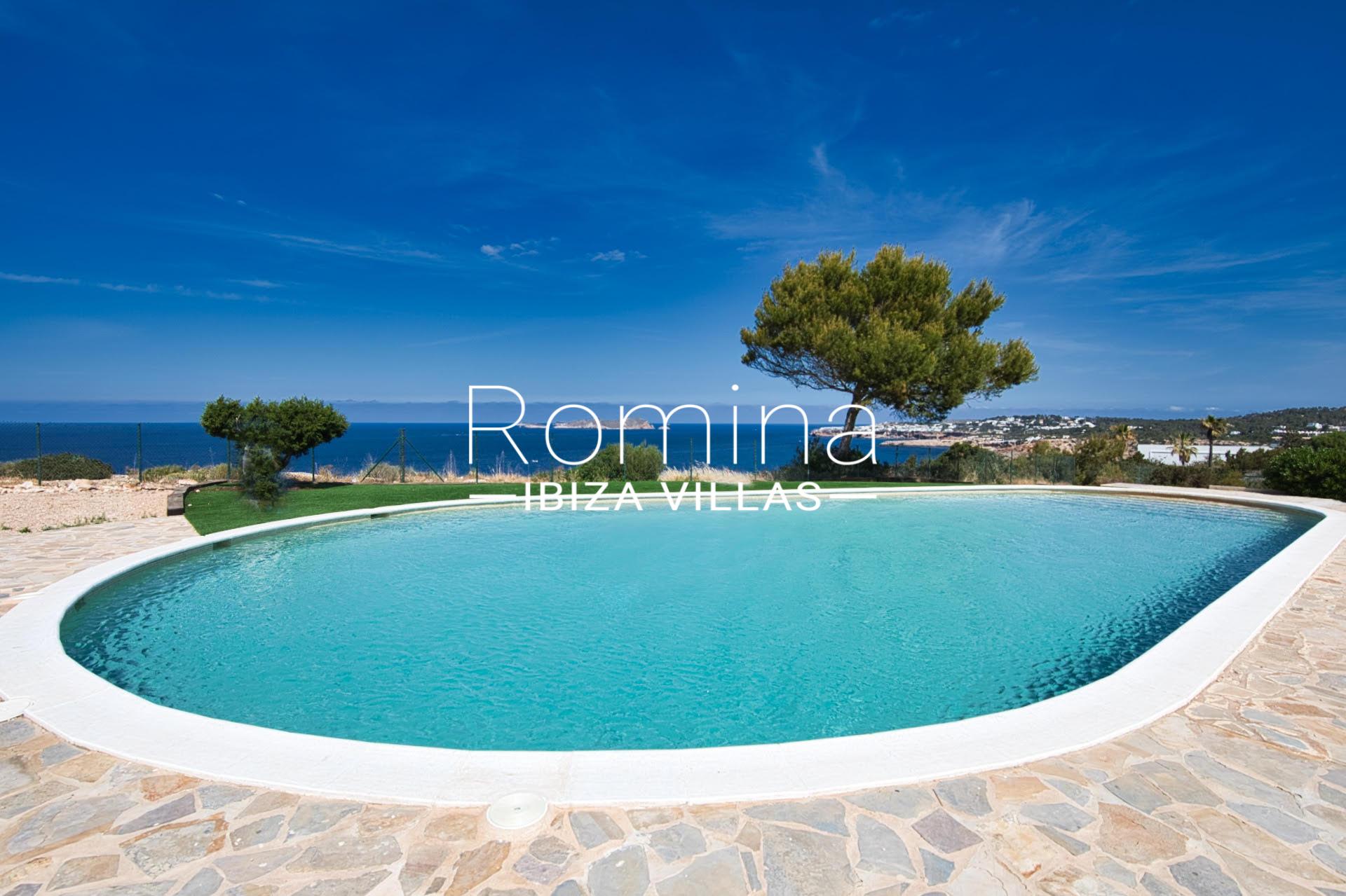 3 Bedroom Duplex for sale, Cala tarida, Ibiza