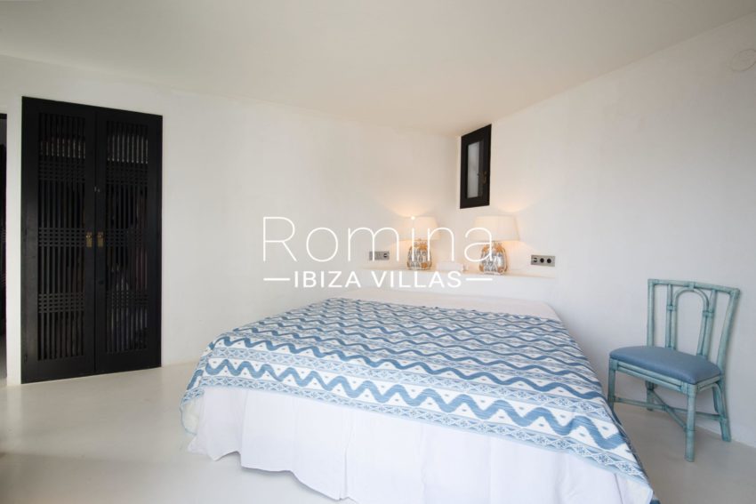 5.1 RV5241-01 VILLA MARINE ROMINA IBIZA VILLAS & CO