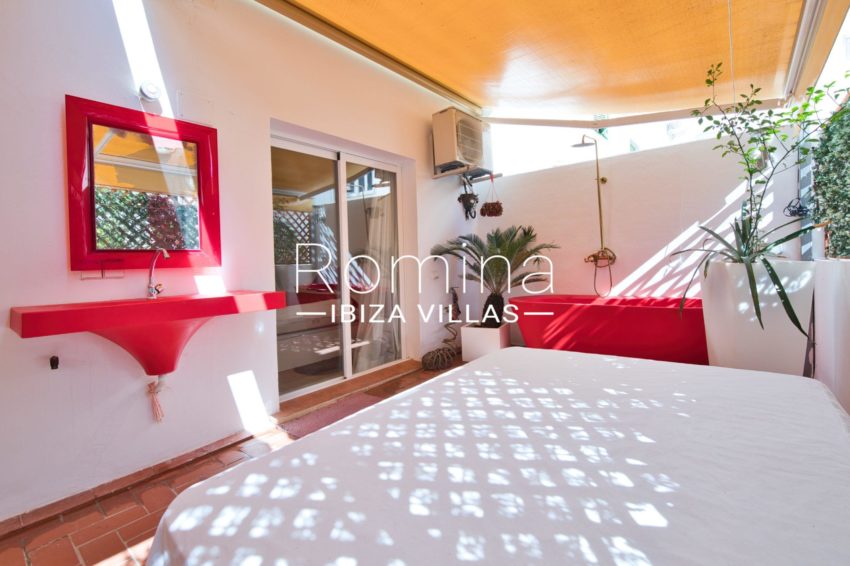 3.1 RV5248-07 APARTAMENTO MERCAT NOU ROMINA IBIZA VILLAS & CO