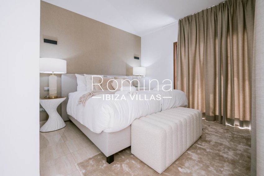 5.14 RV5250-38 VILLA ROCA ROMINA IBIZA VILLAS & CO