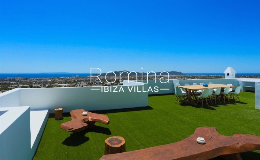 RIV-ibiza-1706476859111038villa-only-5-minute-to-ibiza-town-with-unparalleled-sea-views_(8)