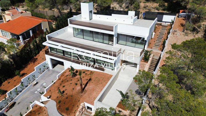 RIV-ibiza-1718372672113963very-nice-modern-villa-in-cala-salada-with-sea-view_(2)