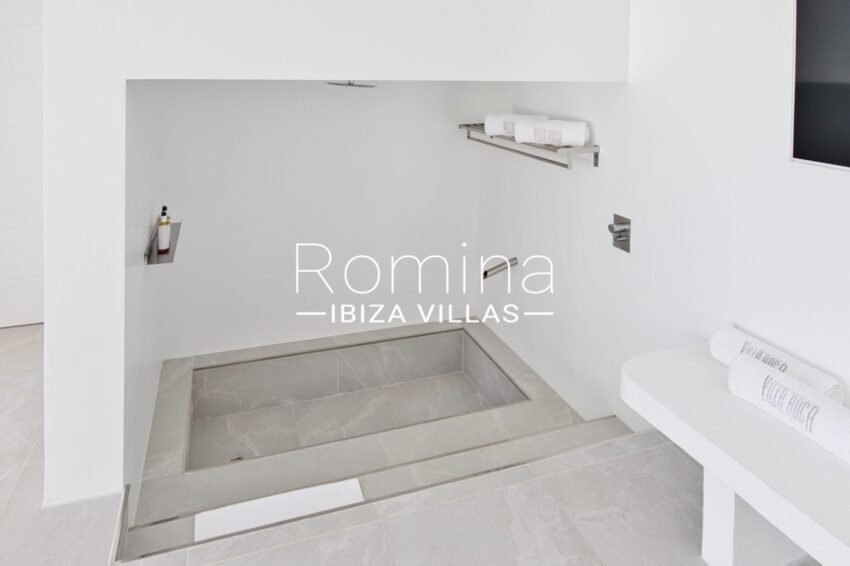 9.1 RV5290-108 VILLA ROCA ROMINA IBIZA VILLAS