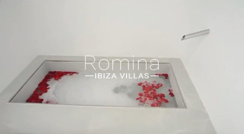 9.3 RV5290-108 VILLA ROCA ROMINA IBIZA VILLAS