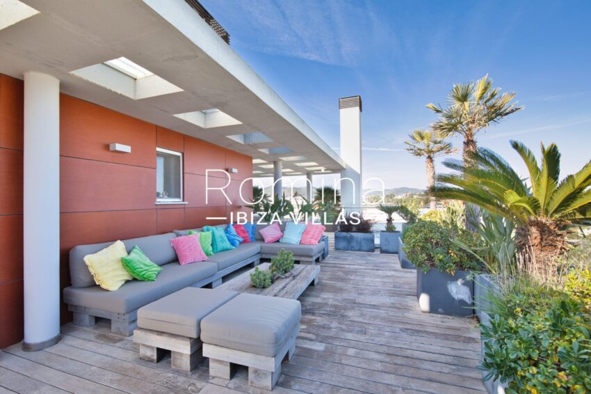 0.3 ROMINA IBIZA VILLAS & CO PENTHOUSE IKEBENA RV5307-02