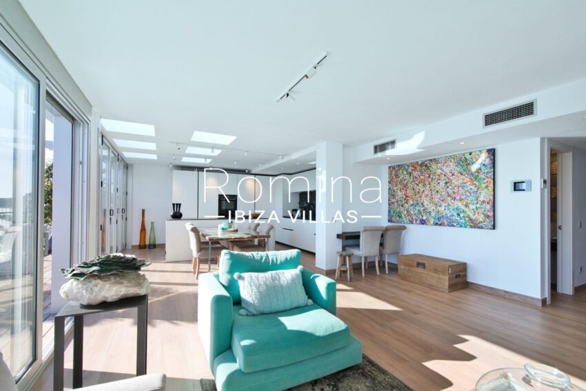 3.3 ROMINA IBIZA VILLAS & CO PENTHOUSE IKEBENA RV5307-02