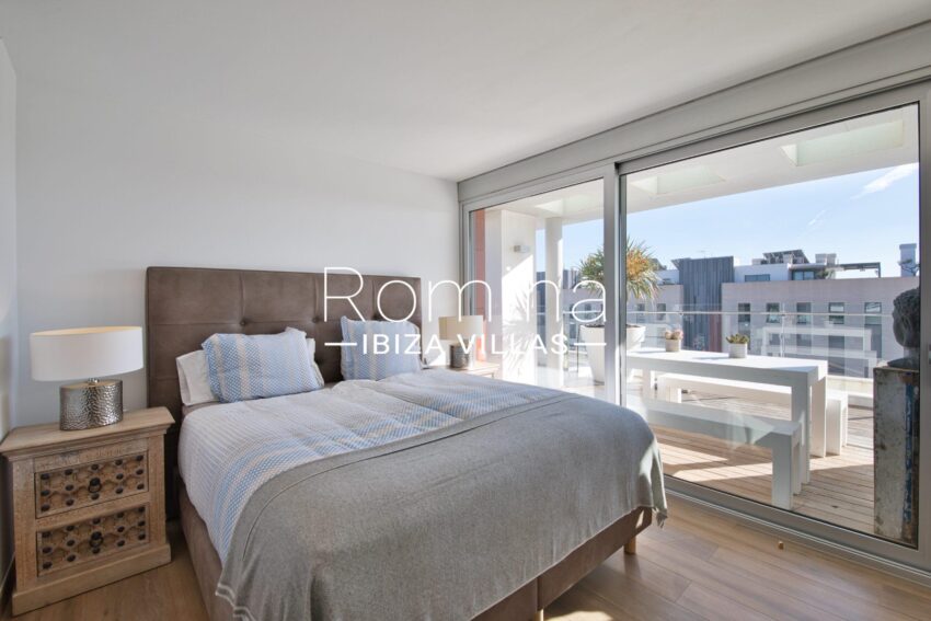 5 ROMINA IBIZA VILLAS & CO PENTHOUSE IKEBENA RV5307-02